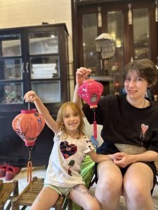 Hoi An lantern class for kids